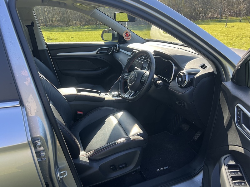 MG MG ZS 72.6kWh Trophy Long Range SUV 5dr Electric Auto (156 ps) SUV Automatic Electric | - U10776