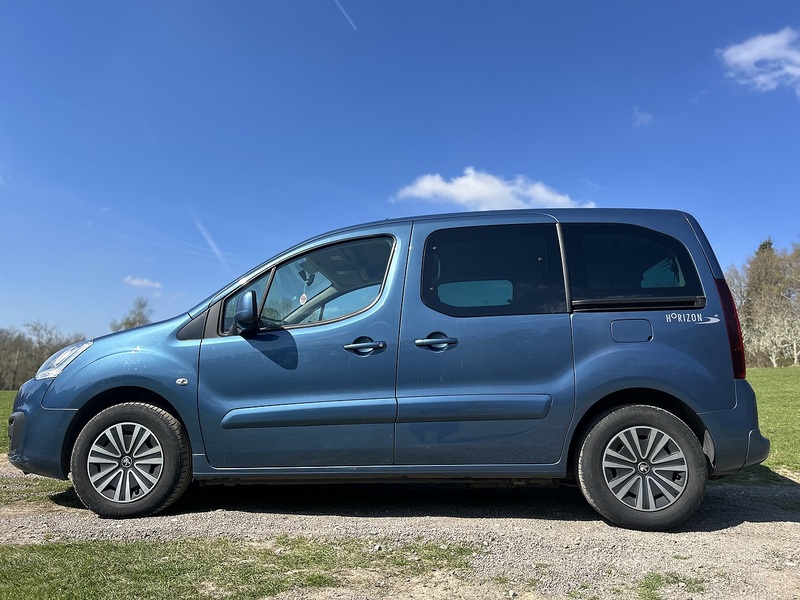 Peugeot Partner MPV 1.6 Automatic Diesel | 3 SEATS|WHEELCHAIR ACCESS - U10778