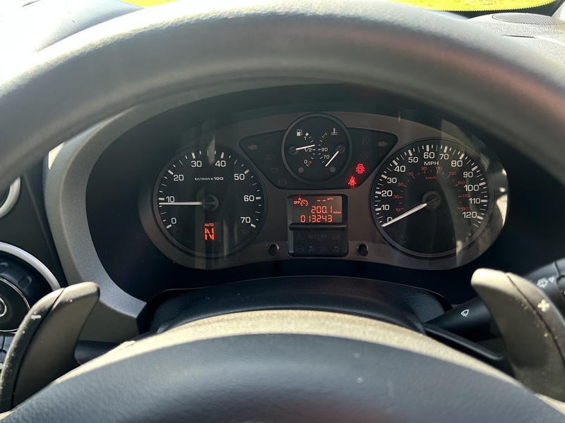 Peugeot Partner MPV 1.6 Automatic Diesel | 3 SEATS|WHEELCHAIR ACCESS - U10778