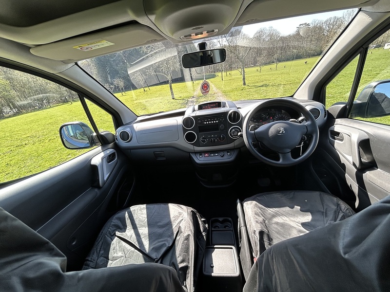 Peugeot Partner MPV 1.6 Automatic Diesel | 3 SEATS|WHEELCHAIR ACCESS - U10778