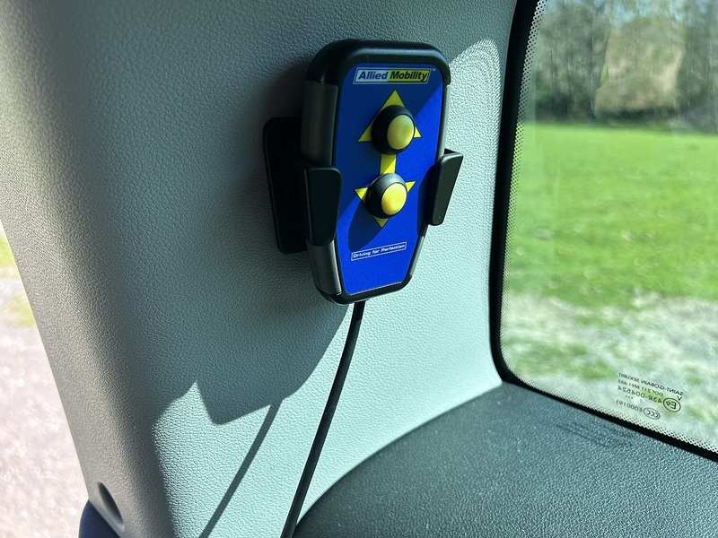 Peugeot Partner MPV 1.6 Automatic Diesel | 3 SEATS|WHEELCHAIR ACCESS - U10778