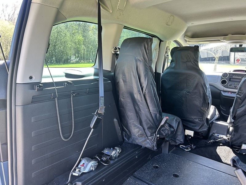 Peugeot Partner MPV 1.6 Automatic Diesel | 3 SEATS|WHEELCHAIR ACCESS - U10778