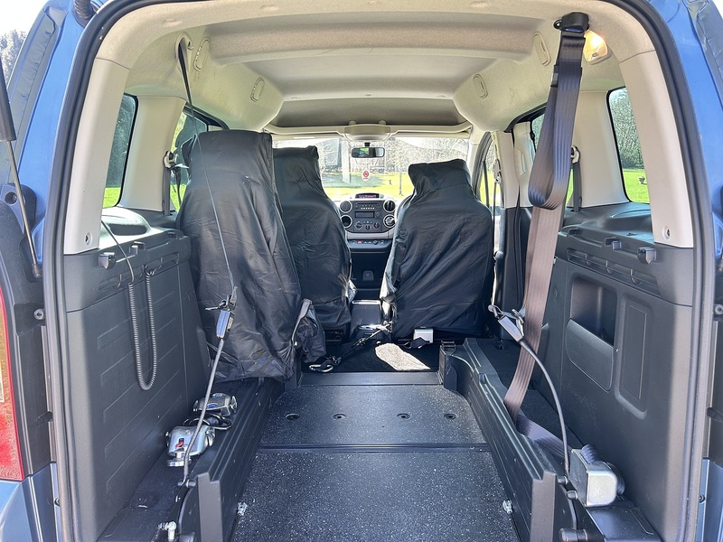 Peugeot Partner MPV 1.6 Automatic Diesel | 3 SEATS|WHEELCHAIR ACCESS - U10778