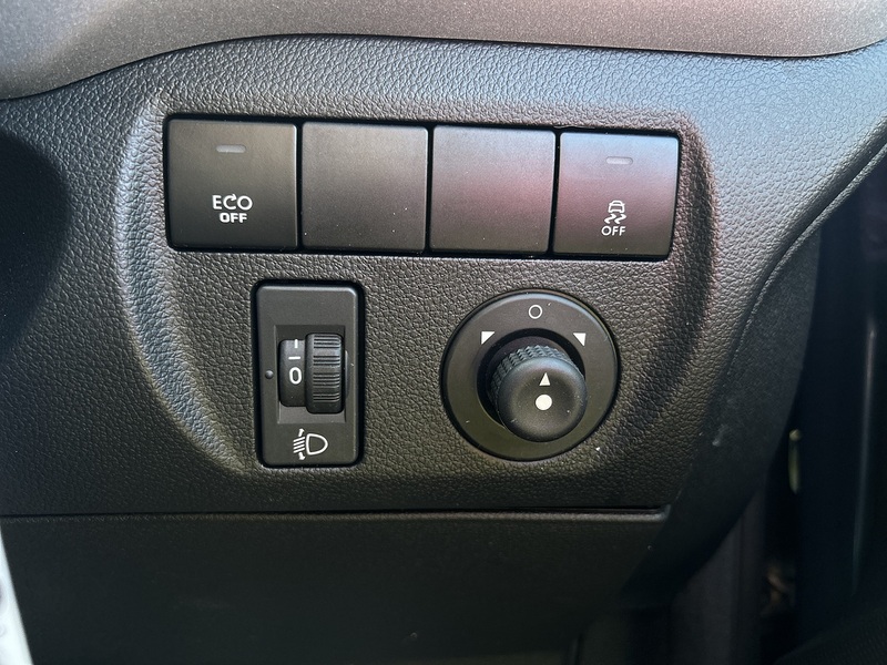 Peugeot Partner MPV 1.6 Automatic Diesel | 3 SEATS|WHEELCHAIR ACCESS - U10778