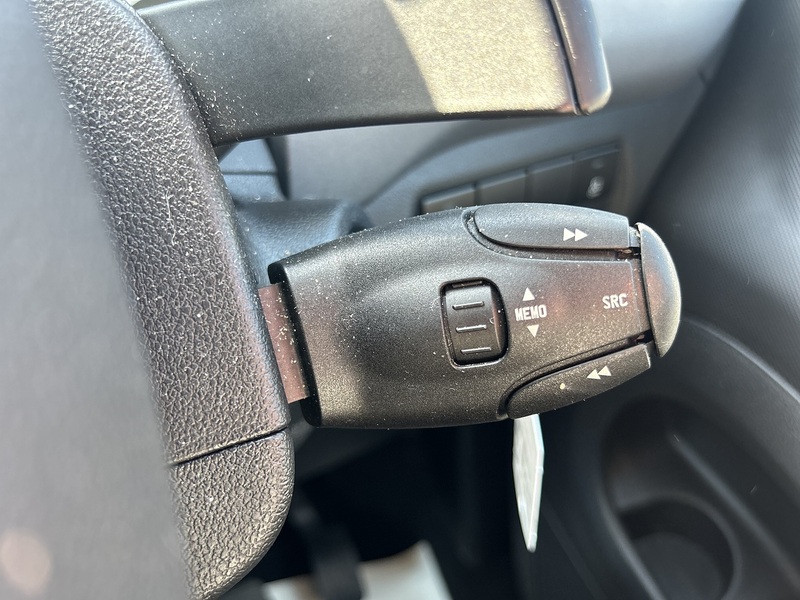 Peugeot Partner MPV 1.6 Automatic Diesel | 3 SEATS|WHEELCHAIR ACCESS - U10778