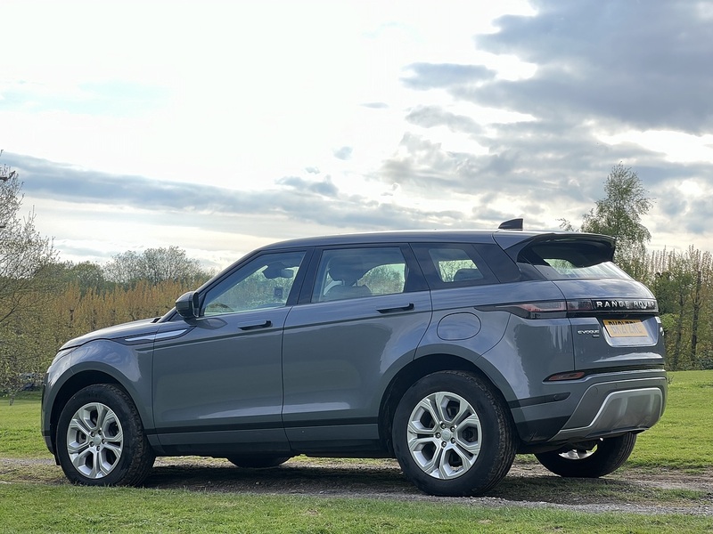 Land Rover Range Rover Evoque 1.5 P300e 12.2kWh S SUV 5dr Petrol Plug-in Hybrid Auto 4WD Euro 6 (s/s) (309 ps) SUV Automatic - U10781