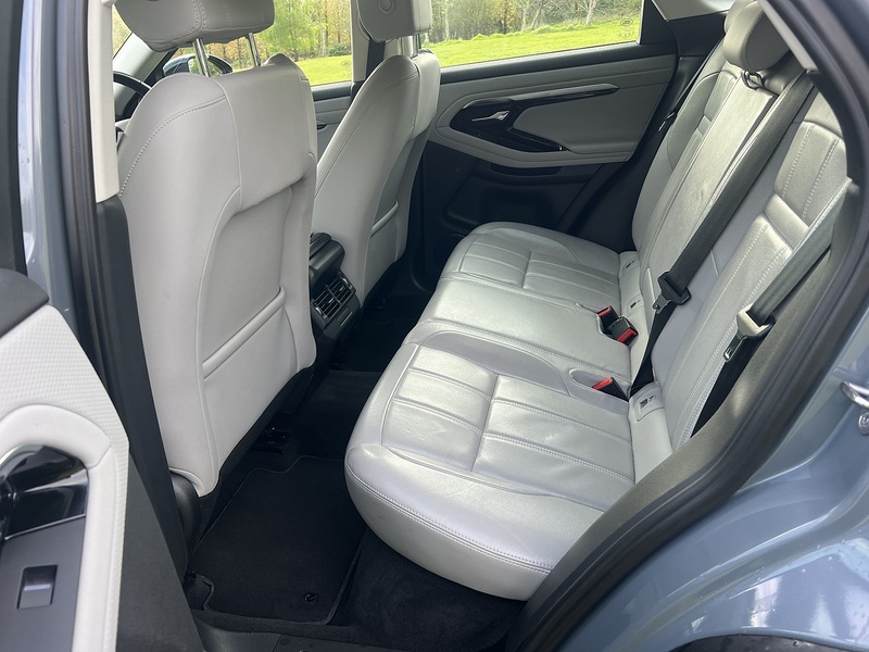 Land Rover Range Rover Evoque 1.5 P300e 12.2kWh S SUV 5dr Petrol Plug-in Hybrid Auto 4WD Euro 6 (s/s) (309 ps) SUV Automatic - U10781