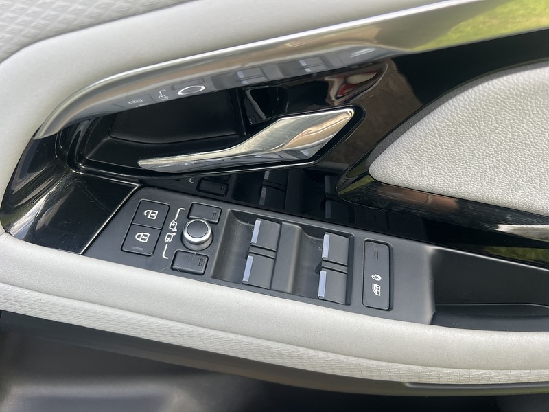 Land Rover Range Rover Evoque 1.5 P300e 12.2kWh S SUV 5dr Petrol Plug-in Hybrid Auto 4WD Euro 6 (s/s) (309 ps) SUV Automatic - U10781