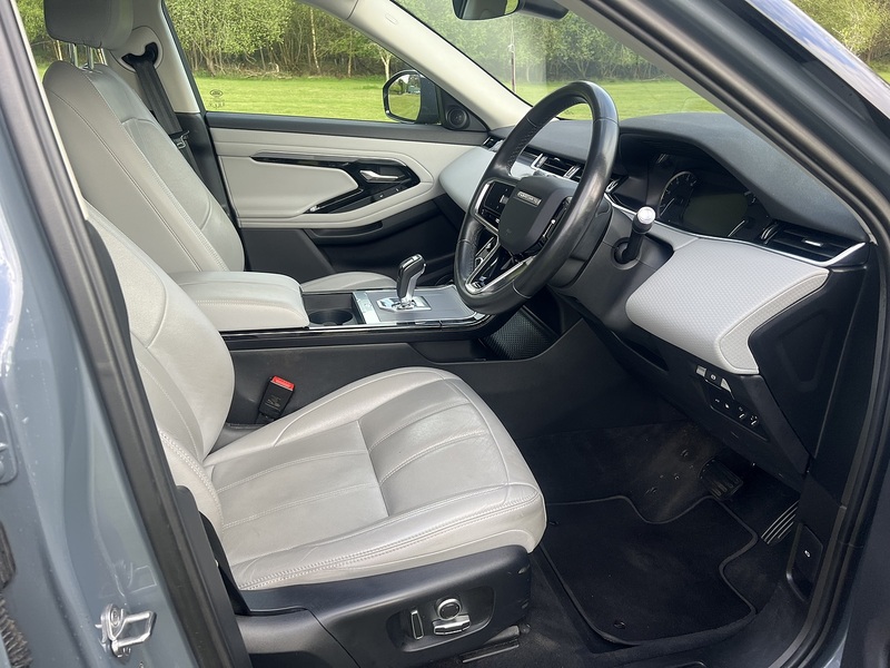 Land Rover Range Rover Evoque 1.5 P300e 12.2kWh S SUV 5dr Petrol Plug-in Hybrid Auto 4WD Euro 6 (s/s) (309 ps) SUV Automatic - U10781