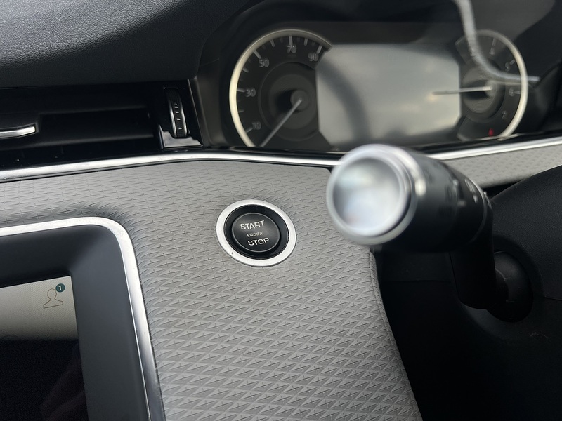 Land Rover Range Rover Evoque 1.5 P300e 12.2kWh S SUV 5dr Petrol Plug-in Hybrid Auto 4WD Euro 6 (s/s) (309 ps) SUV Automatic - U10781