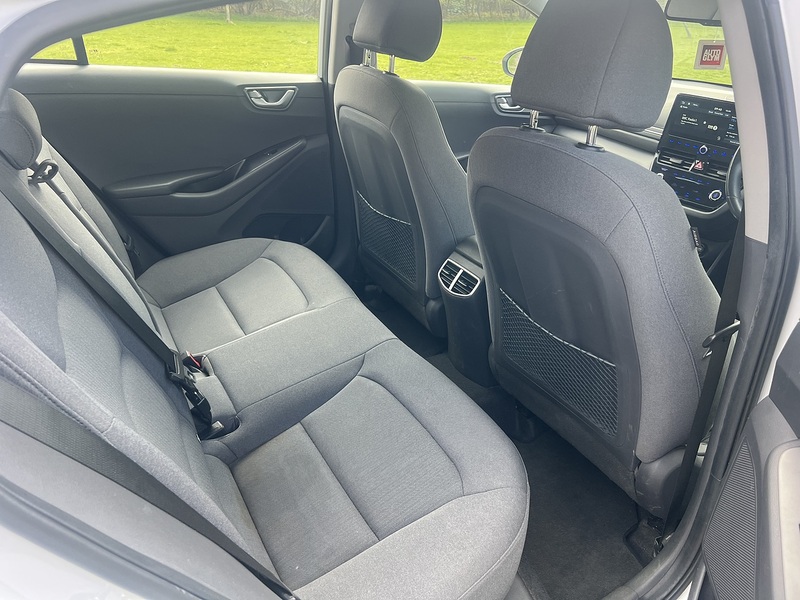 Hyundai IONIQ 38.3kWh Premium Hatchback 5dr Electric Auto (136 ps) Hatchback Automatic Electric | 1 OWNER FROM - U10782