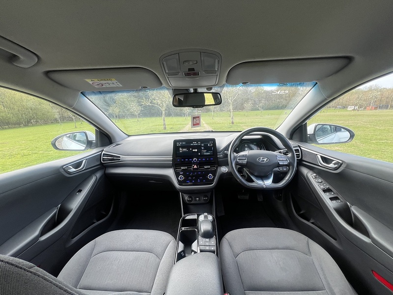 Hyundai IONIQ 38.3kWh Premium Hatchback 5dr Electric Auto (136 ps) Hatchback Automatic Electric | 1 OWNER FROM - U10782