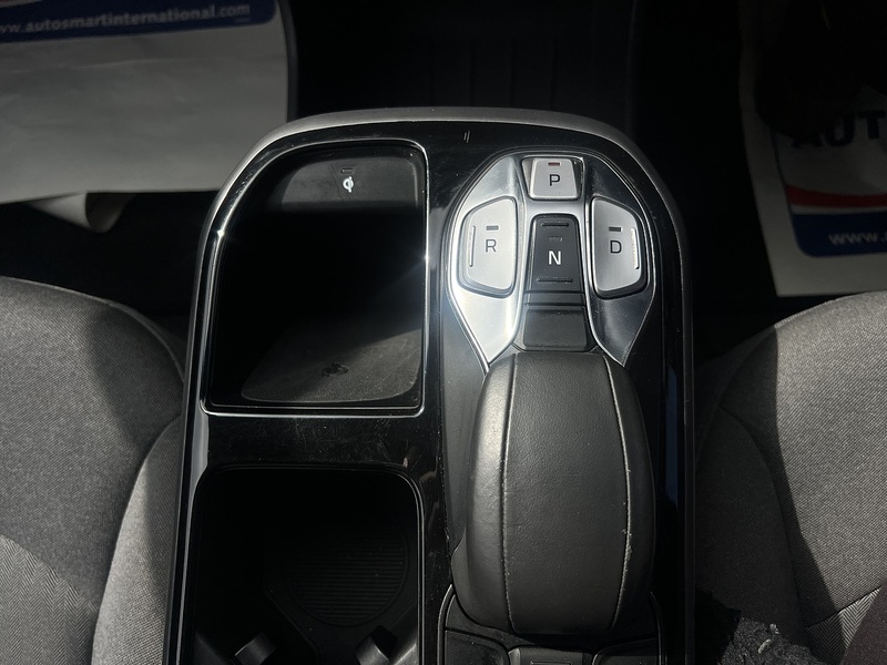 Hyundai IONIQ 38.3kWh Premium Hatchback 5dr Electric Auto (136 ps) Hatchback Automatic Electric | 1 OWNER FROM - U10782