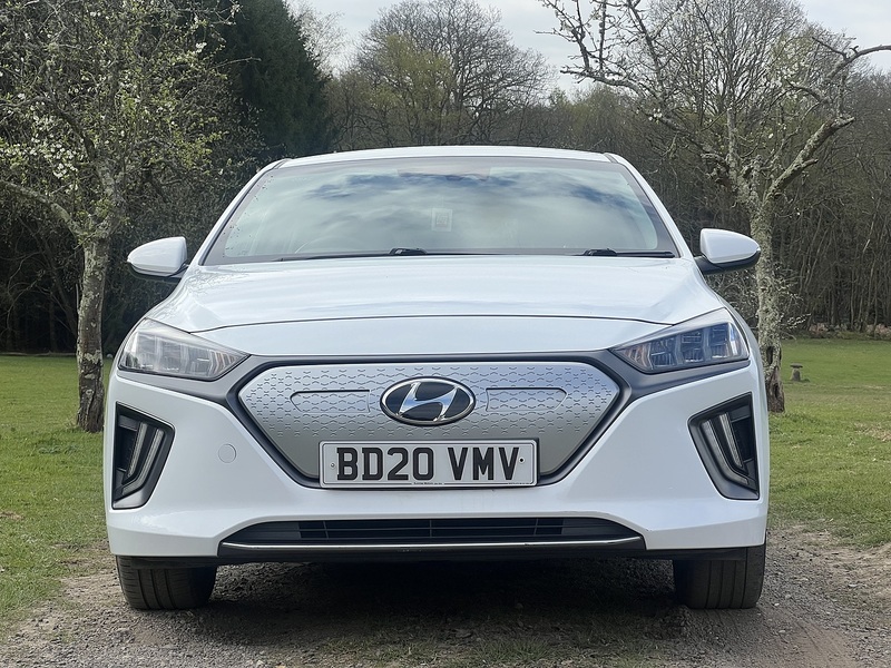 Hyundai IONIQ 38.3kWh Premium Hatchback 5dr Electric Auto (136 ps) Hatchback Automatic Electric | 1 OWNER FROM - U10782