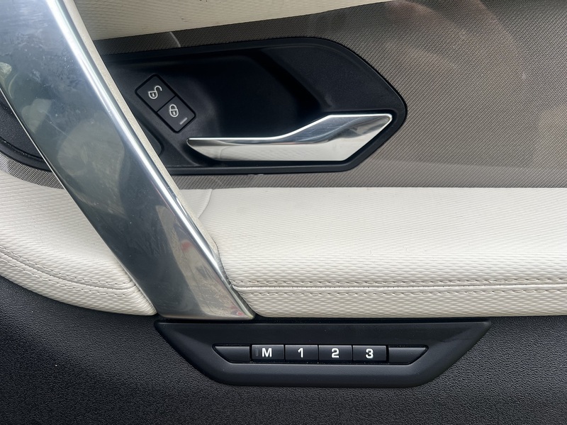 Land Rover Discovery Sport 2.0 D180 MHEV R-Dynamic SE SUV 5dr Diesel Auto 4WD Euro 6 (s/s) (180 ps) | FULL LR SERVICE - U10783