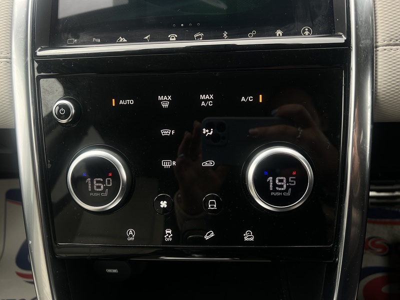 Land Rover Discovery Sport 2.0 D180 MHEV R-Dynamic SE SUV 5dr Diesel Auto 4WD Euro 6 (s/s) (180 ps) | FULL LR SERVICE - U10783