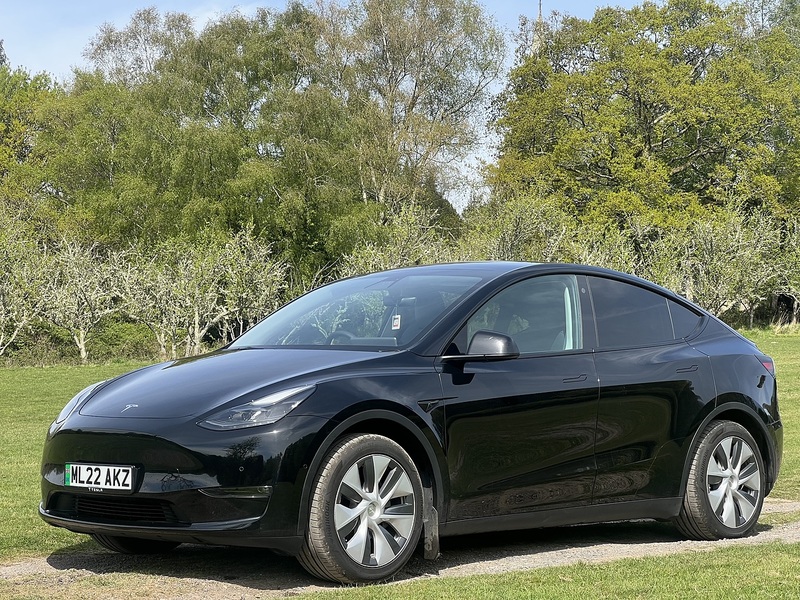 Tesla Model Y (Dual Motor) Long Range SUV 5dr Electric Auto 4WDE (384 bhp) | PAN ROOF|SELF DRIVE|TAXQ SUV - U10784