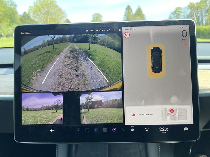 Tesla Model Y (Dual Motor) Long Range SUV 5dr Electric Auto 4WDE (384 bhp) | PAN ROOF|SELF DRIVE|TAXQ SUV - U10784