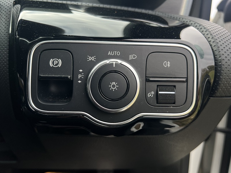 Mercedes-Benz CLA 1.3 CLA250e 15.6kWh AMG Line (Premium Plus) Coupe 4dr Petrol Plug-in Hybrid 8G-DCT Euro 6 (s/s) (218 - U10785