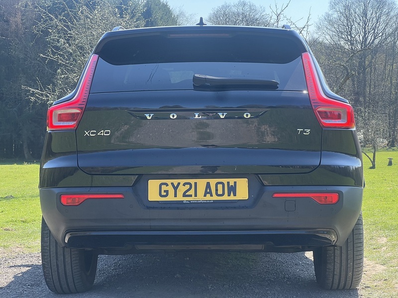 Volvo XC40 1.5 T3 R-Design SUV 5dr Petrol Auto Euro 6 (s/s) (163 ps) SUV Automatic Petrol | FULL SERVICE - U10786