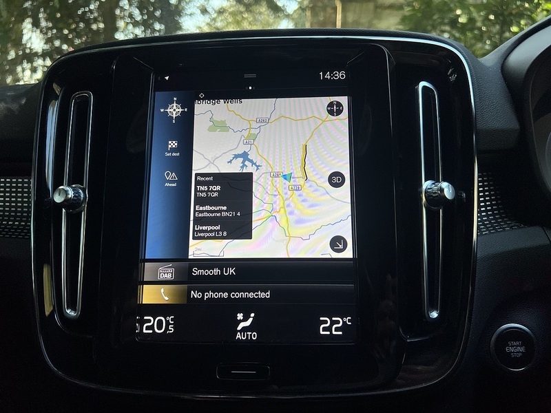 Volvo XC40 1.5 T3 R-Design SUV 5dr Petrol Auto Euro 6 (s/s) (163 ps) SUV Automatic Petrol | FULL SERVICE - U10786