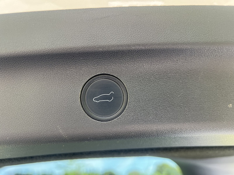 Tesla Model Y (Dual Motor) Long Range SUV 5dr Electric Auto 4WDE (384 bhp) SUV Automatic Electric | PAN - U10788