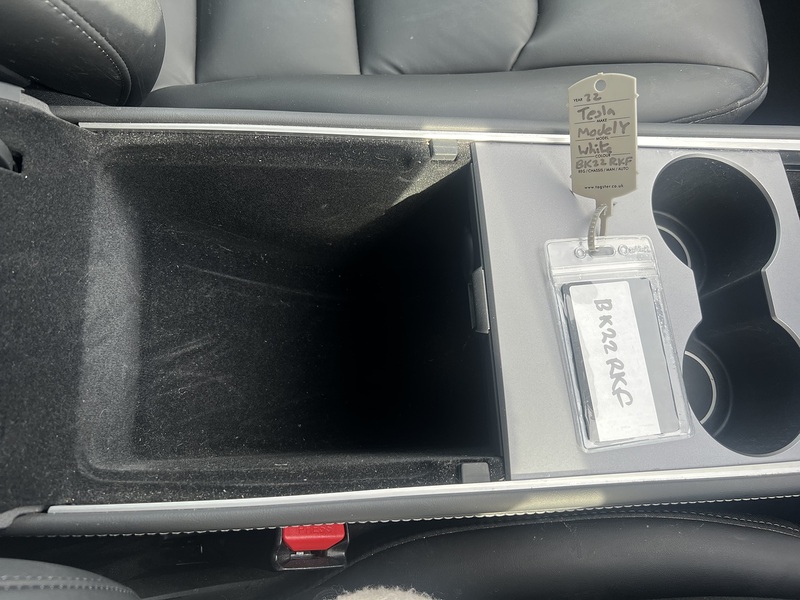 Tesla Model Y (Dual Motor) Long Range SUV 5dr Electric Auto 4WDE (384 bhp) SUV Automatic Electric | PAN - U10788