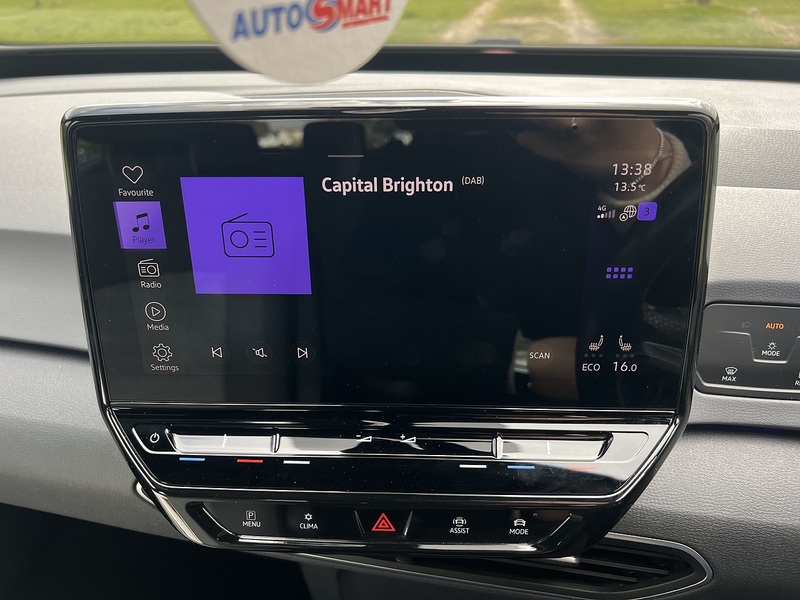 Volkswagen ID.3 Pro Performance 58kWh Life Hatchback 5dr Electric Auto (204 ps) - U10791