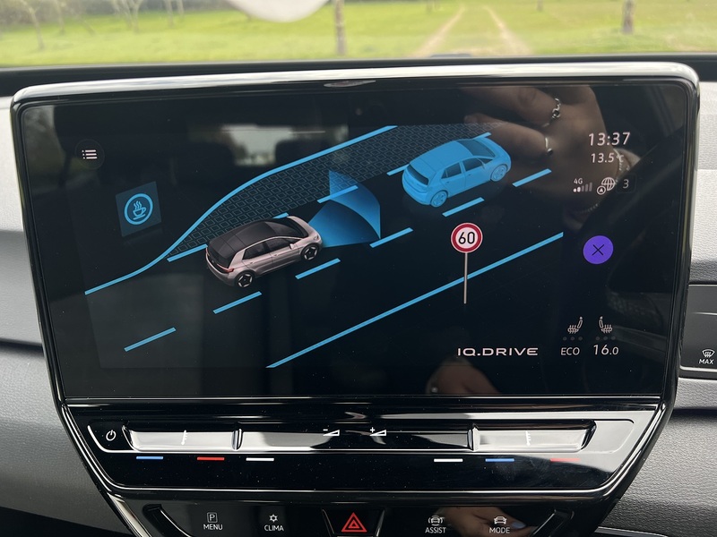 Volkswagen ID.3 Pro Performance 58kWh Life Hatchback 5dr Electric Auto (204 ps) - U10791