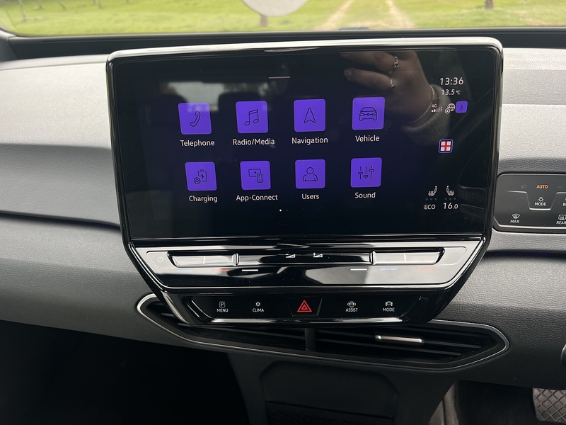 Volkswagen ID.3 Pro Performance 58kWh Life Hatchback 5dr Electric Auto (204 ps) - U10791