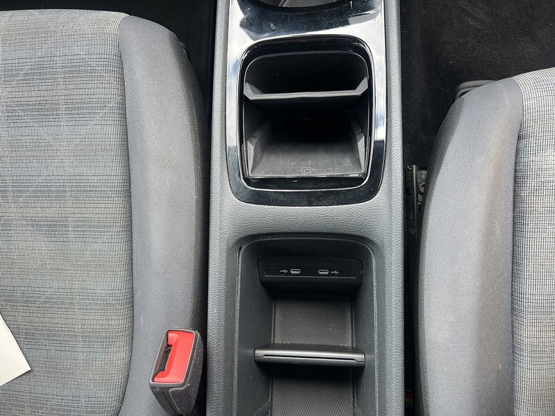 Volkswagen ID.3 Pro Performance 58kWh Life Hatchback 5dr Electric Auto (204 ps) - U10791