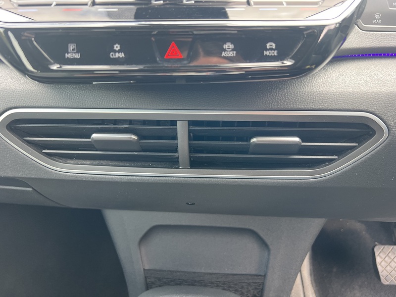 Volkswagen ID.3 Pro Performance 58kWh Life Hatchback 5dr Electric Auto (204 ps) - U10791