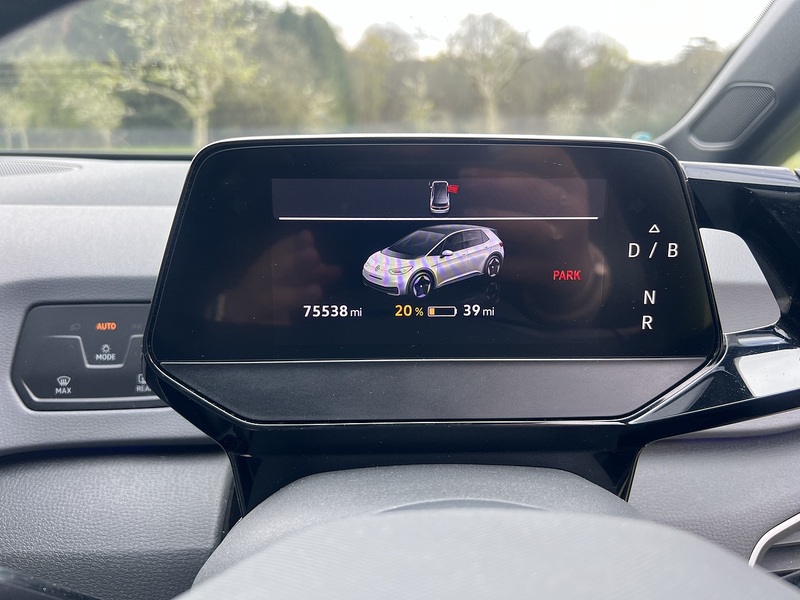 Volkswagen ID.3 Pro Performance 58kWh Life Hatchback 5dr Electric Auto (204 ps) - U10791