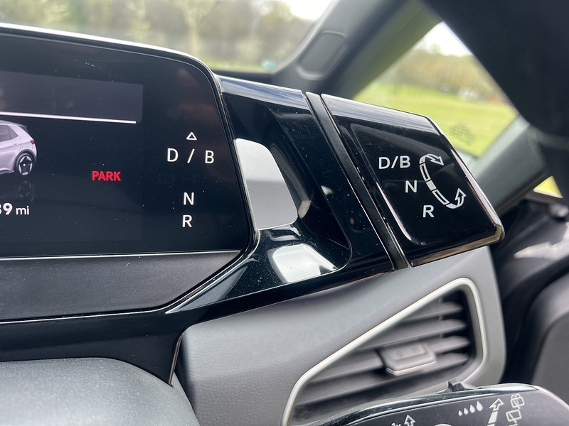 Volkswagen ID.3 Pro Performance 58kWh Life Hatchback 5dr Electric Auto (204 ps) - U10791