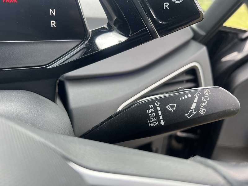 Volkswagen ID.3 Pro Performance 58kWh Life Hatchback 5dr Electric Auto (204 ps) - U10791