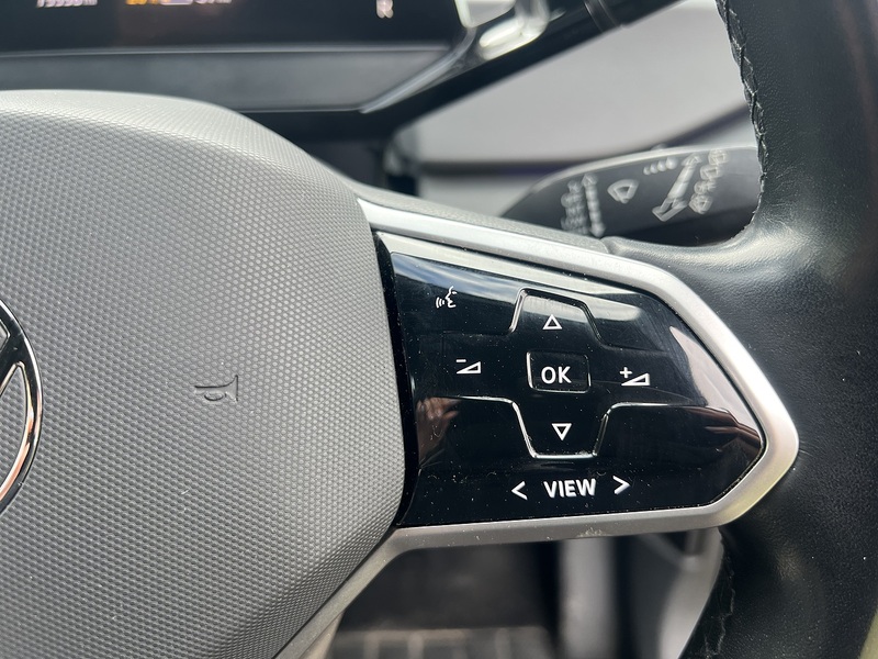 Volkswagen ID.3 Pro Performance 58kWh Life Hatchback 5dr Electric Auto (204 ps) - U10791