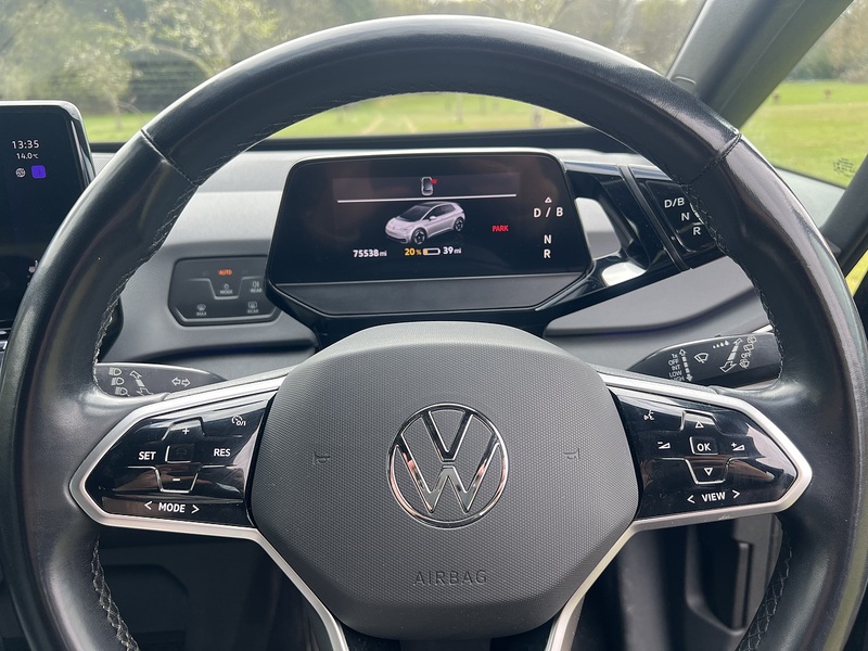 Volkswagen ID.3 Pro Performance 58kWh Life Hatchback 5dr Electric Auto (204 ps) - U10791