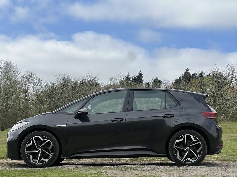 Volkswagen ID.3 Pro Performance 58kWh Life Hatchback 5dr Electric Auto (204 ps) - U10791