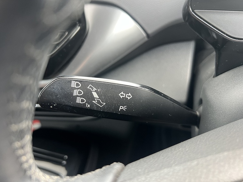 Volkswagen ID.4 Pro Performance 77kWh 1ST Edition SUV 5dr Electric Auto (204 ps) SUV Automatic Electric | 1 FORMER - U10792