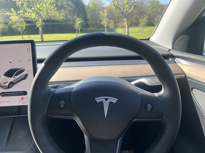 Tesla Model Y (Dual Motor) Long Range SUV 5dr Electric Auto 4WDE (384 bhp) | 1 FORMER OWNER|VAT QUALIFYING - U10794