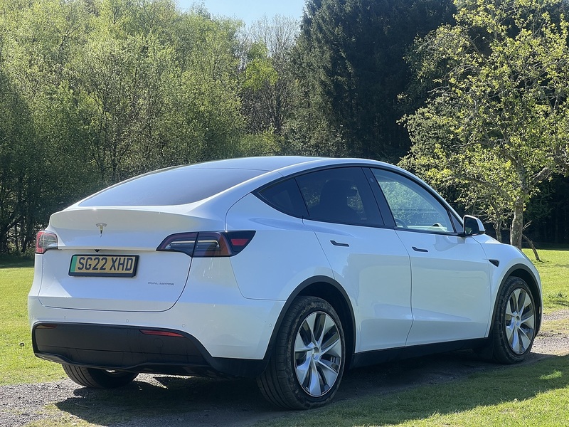 Tesla Model Y (Dual Motor) Long Range SUV 5dr Electric Auto 4WDE (384 bhp) | 1 FORMER OWNER|VAT QUALIFYING - U10794