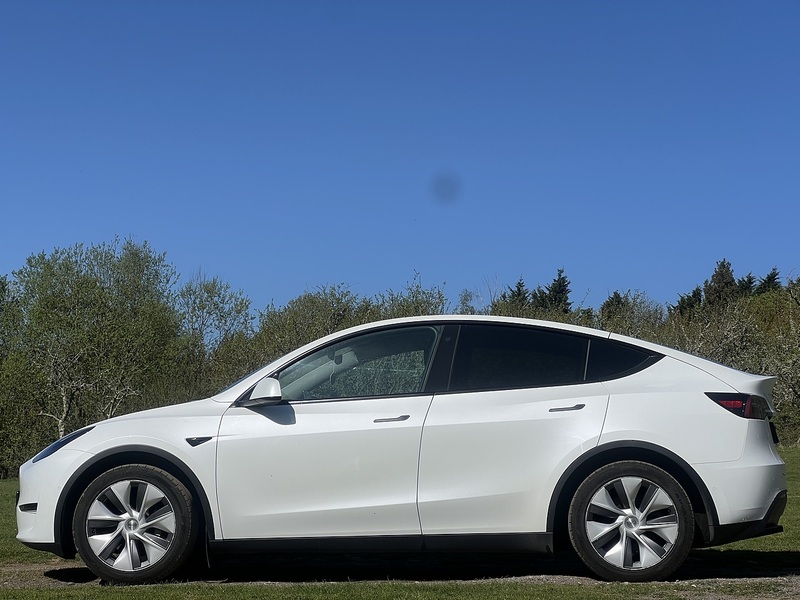 Tesla Model Y (Dual Motor) Long Range SUV 5dr Electric Auto 4WDE (384 bhp) | 1 FORMER OWNER|VAT QUALIFYING - U10794