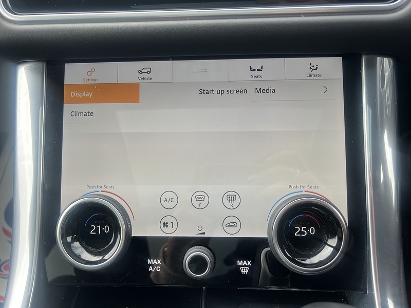 Land Rover Range Rover Sport 2.0 P400e 13.1kWh GPF Autobiography Dynamic SUV 5dr Petrol Plug-in Hybrid Auto 4WD Euro 6 (s/s) (404 - U10795