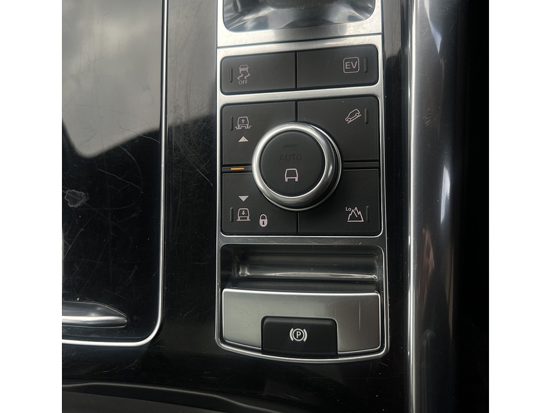 Land Rover Range Rover Sport 2.0 P400e 13.1kWh GPF Autobiography Dynamic SUV 5dr Petrol Plug-in Hybrid Auto 4WD Euro 6 (s/s) (404 - U10795