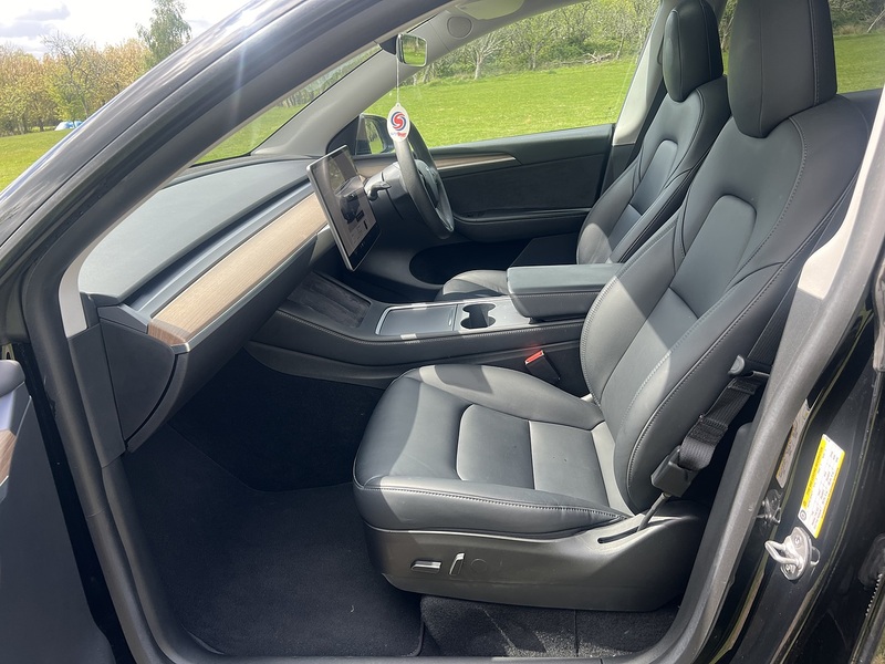 Tesla Model Y (Dual Motor) Long Range SUV 5dr Electric Auto 4WDE (384 bhp) | 1 PREVIOUS KEEPER|VAT Q - U10796