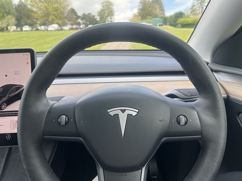 Tesla Model Y (Dual Motor) Long Range SUV 5dr Electric Auto 4WDE (384 bhp) | 1 PREVIOUS KEEPER|VAT Q - U10796