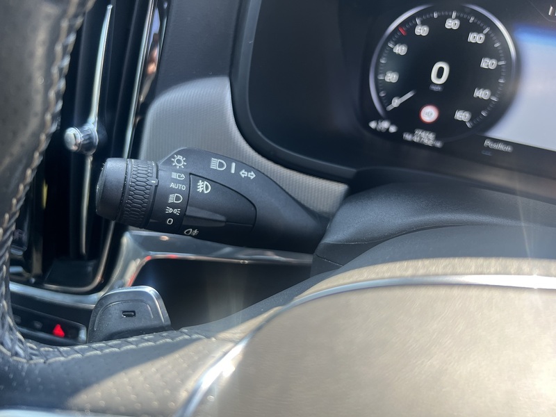 Volvo S90 2.0 T4 GPF R-Design Saloon 4dr Petrol Auto Euro 6 (s/s) (190 ps) Saloon Automatic Petrol | - U10797