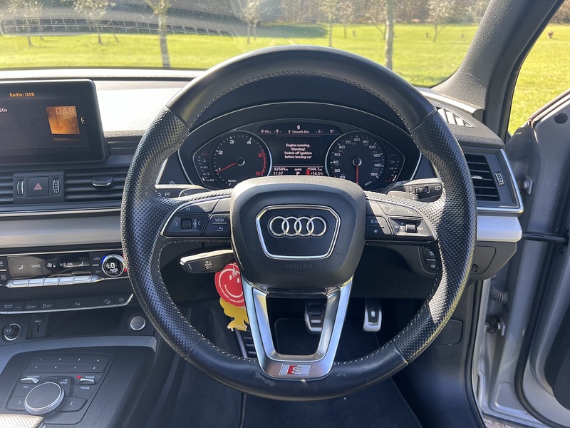 Audi Q5 2.0 TDI 40 S line SUV 5dr Diesel S Tronic quattro Euro 6 (s/s) (190 ps) SUV Automatic Diesel | - U10801