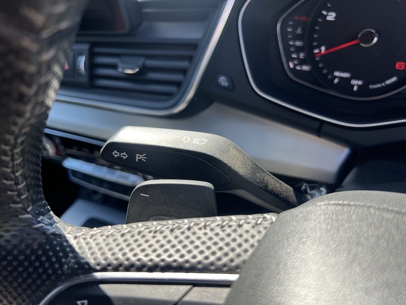 Audi Q5 2.0 TDI 40 S line SUV 5dr Diesel S Tronic quattro Euro 6 (s/s) (190 ps) SUV Automatic Diesel | - U10801