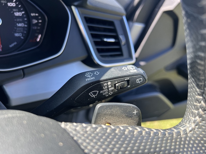 Audi Q5 2.0 TDI 40 S line SUV 5dr Diesel S Tronic quattro Euro 6 (s/s) (190 ps) SUV Automatic Diesel | - U10801